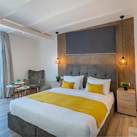 Lägenhet Rooftop Apartment,in The Heart Of Old Town!