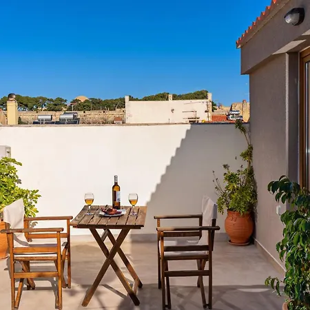 Rooftop Apartment,in The Heart Of Old Town! *