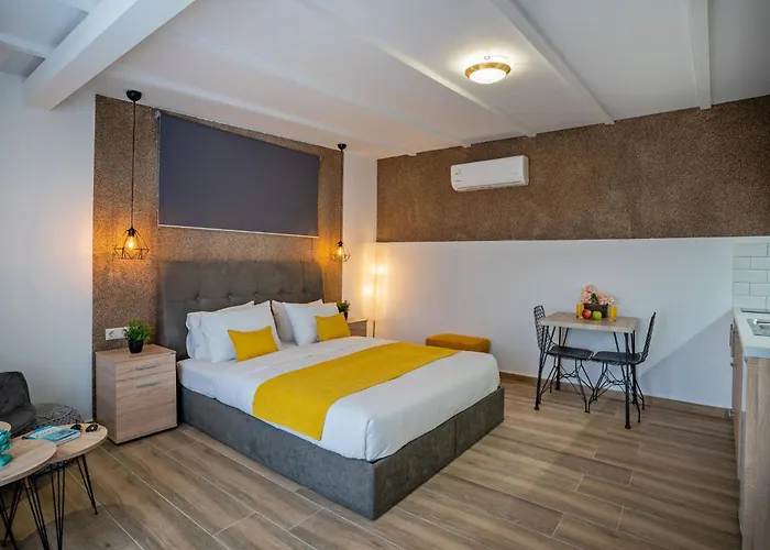 Rooftop Apartment,in The Heart Of Old Town! Appartamento