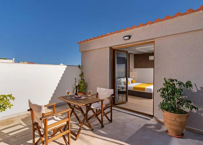 Rooftop Apartment,in The Heart Of Old Town! Apartment