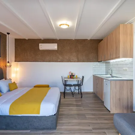 Rooftop Apartment,in The Heart Of Old Town! Rethymno (Crete)