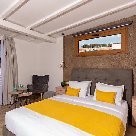 Apartment Rooftop Apartment,in The Heart Of Old Town! *
